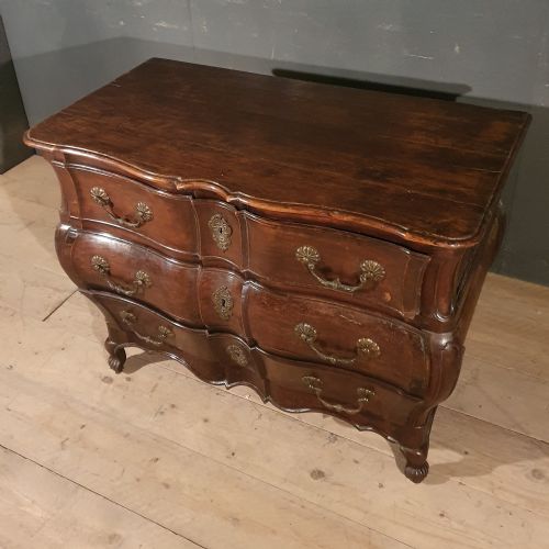 FRENCH WALNUT COMMODE - ADDITIONAL PHOTO 5