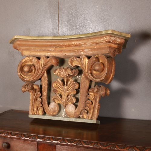 LARGE PAIR OF ITALIAN CAPITALS - ADDITIONAL PHOTO 1