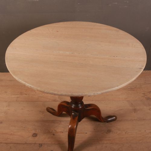 ENGLISH OAK TRIPOD TABLE - ADDITIONAL PHOTO 2