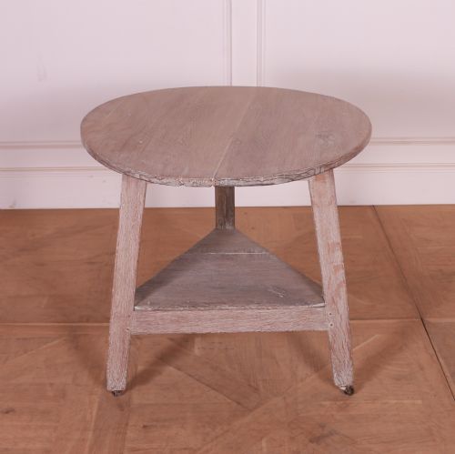 BLEACHED OAK CRICKET TABLE - ADDITIONAL PHOTO 3