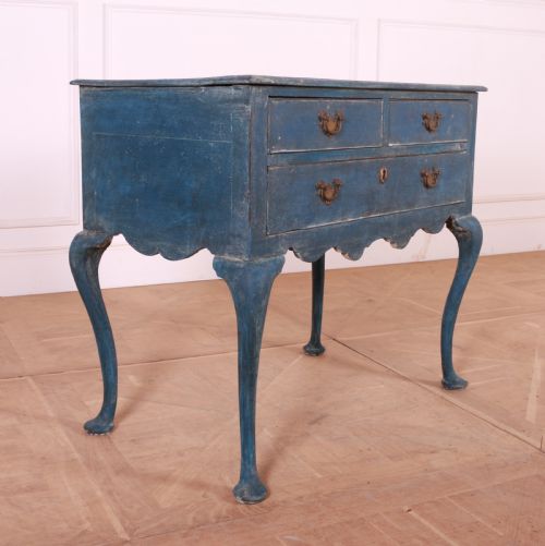 18TH CENTURY PAINTED LAMP TABLE - ADDITIONAL PHOTO 1
