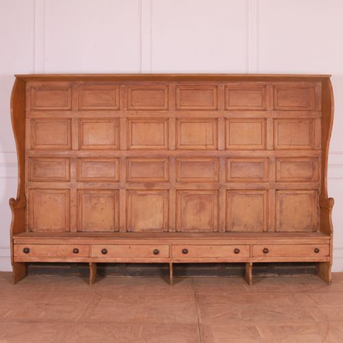 18th Century Country House Winged Settle
