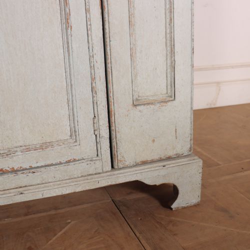 SMALL ENGLISH HOUSEKEEPERS CUPBOARD - ADDITIONAL PHOTO 5