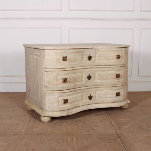 18th Century Serpentine Commode