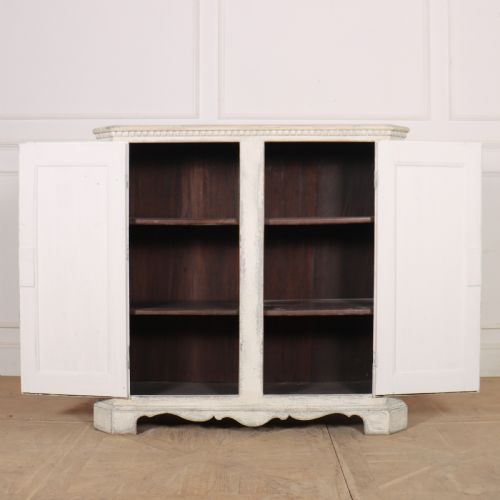 18TH CENTURY SWEDISH LINEN CUPBOARD - ADDITIONAL PHOTO 8