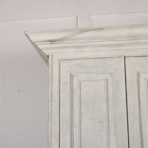 ENGLISH PAINTED LINEN CUPBOARD - ADDITIONAL PHOTO 3