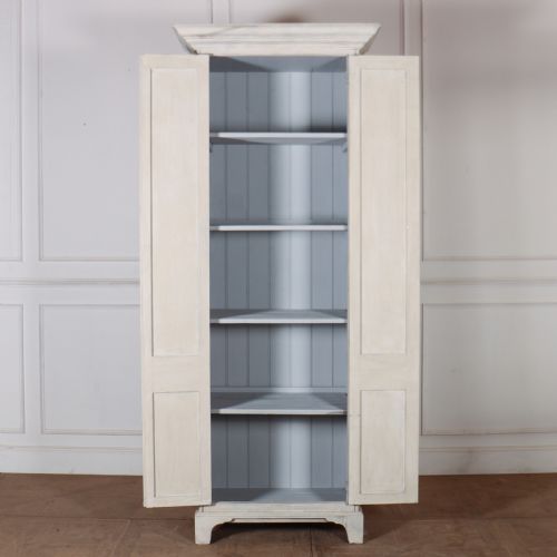 ENGLISH PAINTED LINEN CUPBOARD - ADDITIONAL PHOTO 6