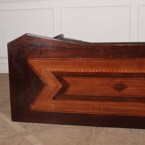 18TH CENTURY ITALIAN COMMODE - ADDITIONAL PHOTO 9