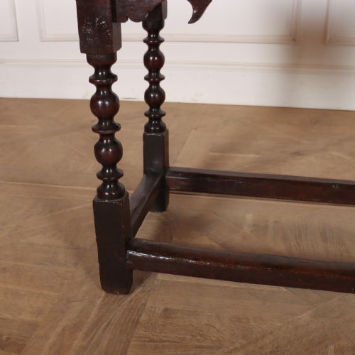 18TH CENTURY OAK LAMP TABLE - ADDITIONAL PHOTO 2