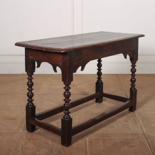 18TH CENTURY OAK LAMP TABLE - ADDITIONAL PHOTO 4