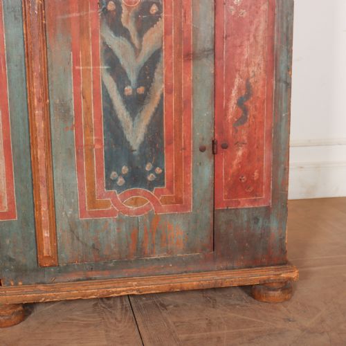 18TH CENTURY AUSTRIAN MARRIAGE ARMOIRE - ADDITIONAL PHOTO 2