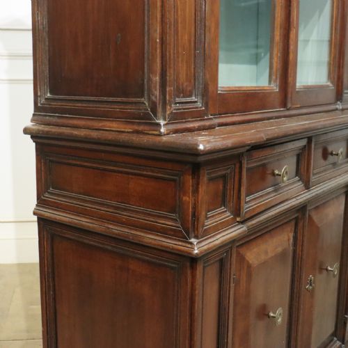 ITALIAN WALNUT GLAZED BOOKCASE - ADDITIONAL PHOTO 12