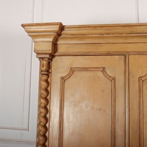 ORIGINAL PAINTED COUNTRY HOUSE WARDROBE - ADDITIONAL PHOTO 1