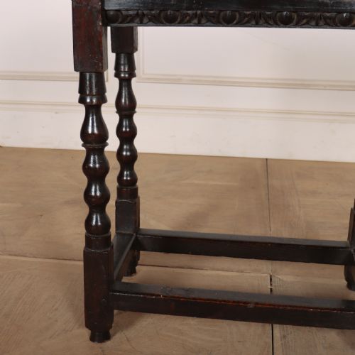 18TH CENTURY OAK SIDE TABLE - ADDITIONAL PHOTO 2