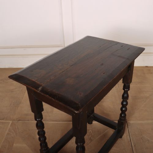 18TH CENTURY OAK SIDE TABLE - ADDITIONAL PHOTO 7