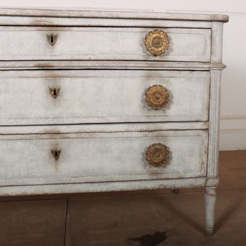 FRENCH PAINTED OAK COMMODE - ADDITIONAL PHOTO 5
