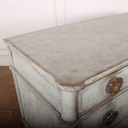 FRENCH PAINTED OAK COMMODE - ADDITIONAL PHOTO 8