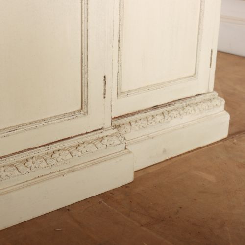 SCOTTISH PAINTED BREAKFRONT BOOKCASE - ADDITIONAL PHOTO 7