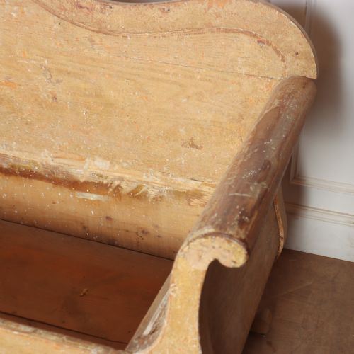 SWEDISH ORIGINAL PAINTED STORAGE BENCH - ADDITIONAL PHOTO 6