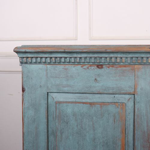 SWEDISH TWO DOOR LINEN CUPBOARD - ADDITIONAL PHOTO 1