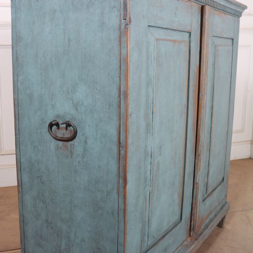 SWEDISH TWO DOOR LINEN CUPBOARD - ADDITIONAL PHOTO 8