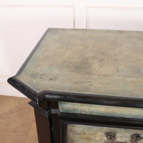 18TH CENTURY ITALIAN PAINTED COMMODE - ADDITIONAL PHOTO 9