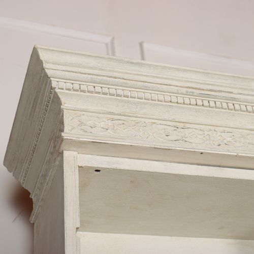 ENGLISH BREAKFRONT LIBRARY BOOKCASE - ADDITIONAL PHOTO 10