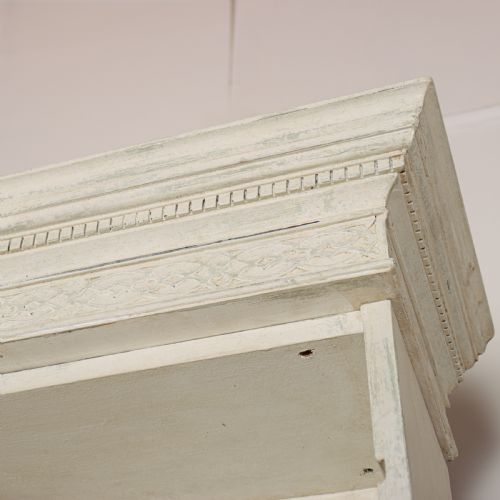 ENGLISH BREAKFRONT LIBRARY BOOKCASE - ADDITIONAL PHOTO 11
