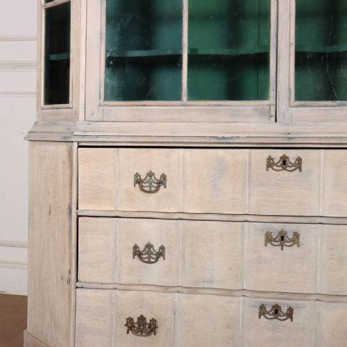 DUTCH GLAZED DISPLAY CABINET - ADDITIONAL PHOTO 4