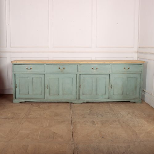 LARGE COUNTRY HOUSE DRESSER BASE - ADDITIONAL PHOTO 1