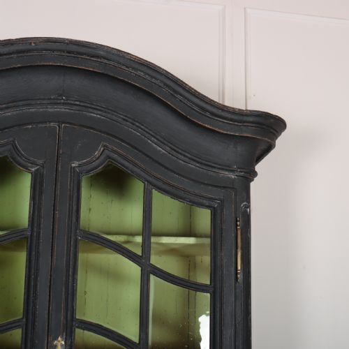 DUTCH GLAZED DISPLAY CABINET - ADDITIONAL PHOTO 2