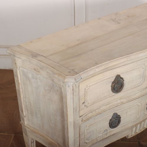 ITALIAN SERPENTINE FRONT COMMODE - ADDITIONAL PHOTO 8