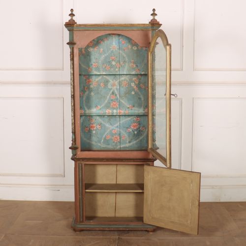 19TH CENTURY ITALIAN PAINTED CABINET - ADDITIONAL PHOTO 6