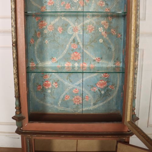 19TH CENTURY ITALIAN PAINTED CABINET - ADDITIONAL PHOTO 8