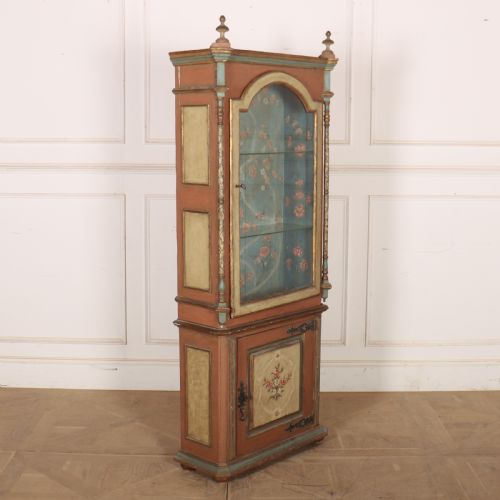 19TH CENTURY ITALIAN PAINTED CABINET - ADDITIONAL PHOTO 9