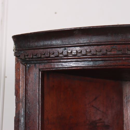 18TH CENTURY ENGLISH HANGING CUPBOARD - ADDITIONAL PHOTO 1