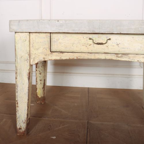 WONDERFUL COUNTRY HOUSE PASTRY TABLE - ADDITIONAL PHOTO 1