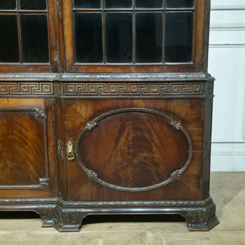 IMPRESSIVE GILLOWS CARVED MAHOGANY LIBRARY BOOKCASE - ADDITIONAL PHOTO 10