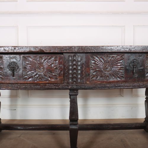 17TH CENTURY SPANISH OAK CONSOLE TABLE - ADDITIONAL PHOTO 5