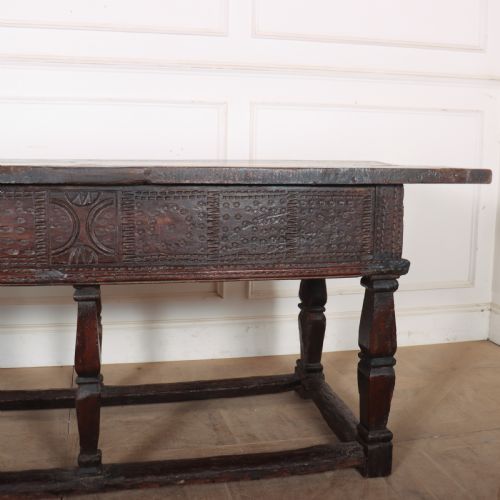 17TH CENTURY SPANISH OAK CONSOLE TABLE - ADDITIONAL PHOTO 16