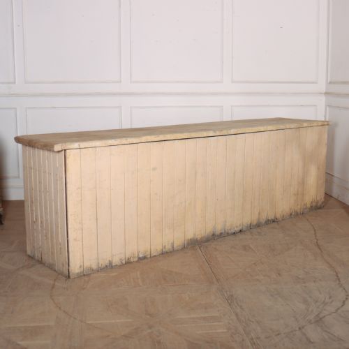 MONUMENTAL COUNTRY HOUSE DRESSER BASE - ADDITIONAL PHOTO 15