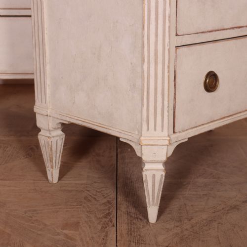 PAIR OF SWEDISH PAINTED COMMODES - ADDITIONAL PHOTO 7