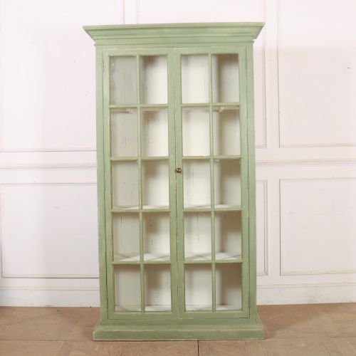 19TH CENTURY ENGLISH GLAZED BOOKCASE DISPLAY CABINET