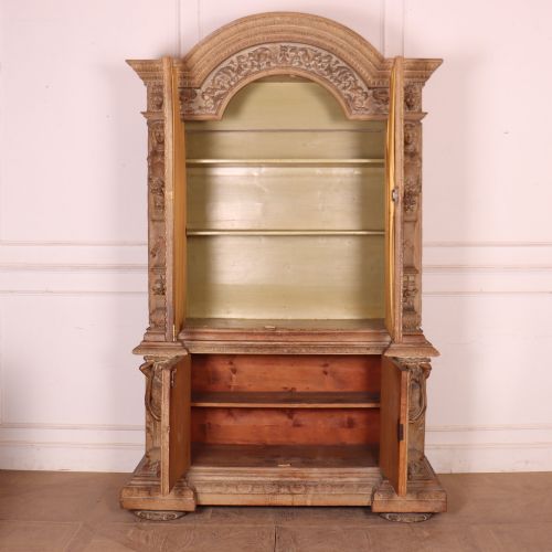 ITALIAN CARVED WOOD VITRINE - ADDITIONAL PHOTO 10
