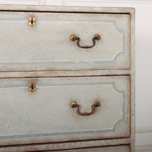 ENGLISH PAINTED CHEST OF DRAWERS - ADDITIONAL PHOTO 5