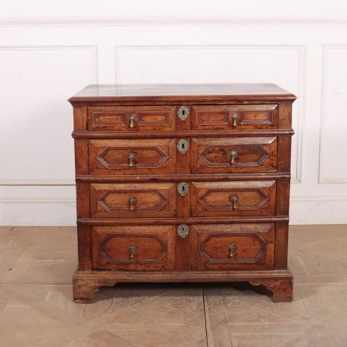 18TH C OAK CHEST OF DRAWERS