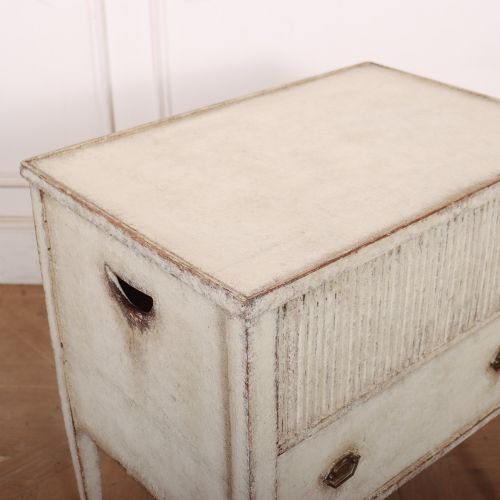 DUTCH PAINTED BEDSIDE CABINET - ADDITIONAL PHOTO 6