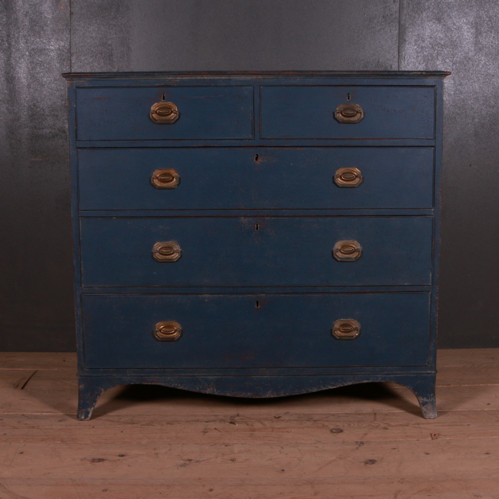 English Chest of Drawers