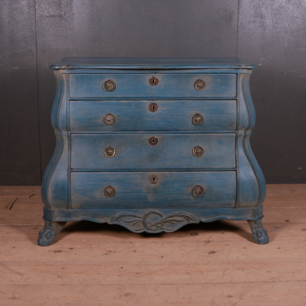Dutch Bombe Commode