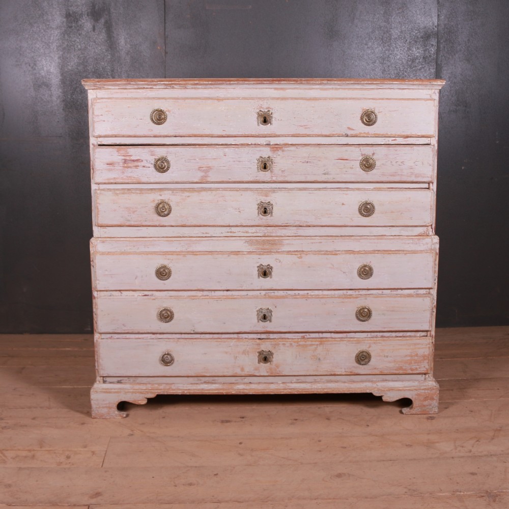 Swedish Chest of Drawers